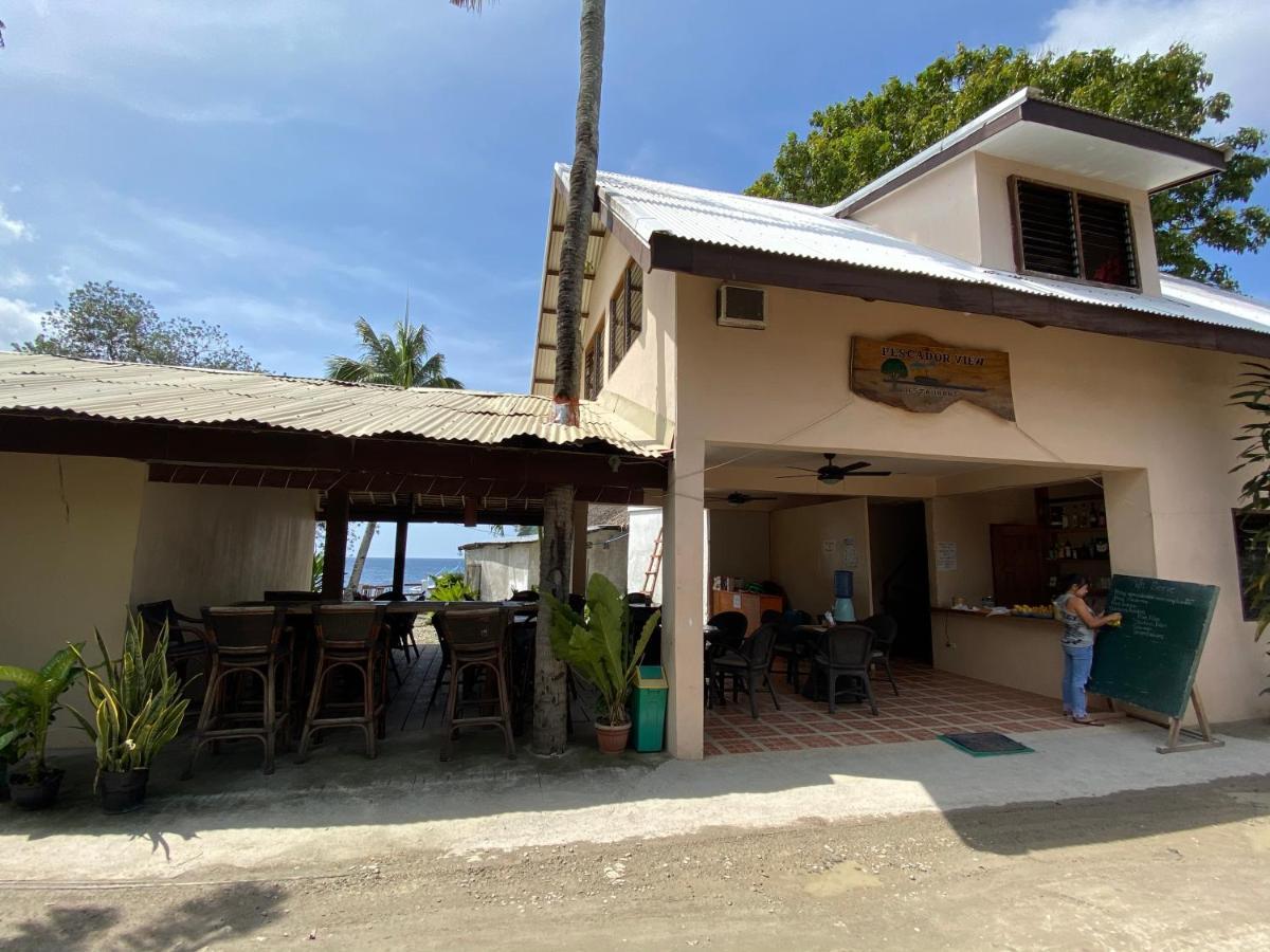 Pescador View - Beachfront & Nearby The Ocean Hostels & Restaurant モアルボアル エクステリア 写真
