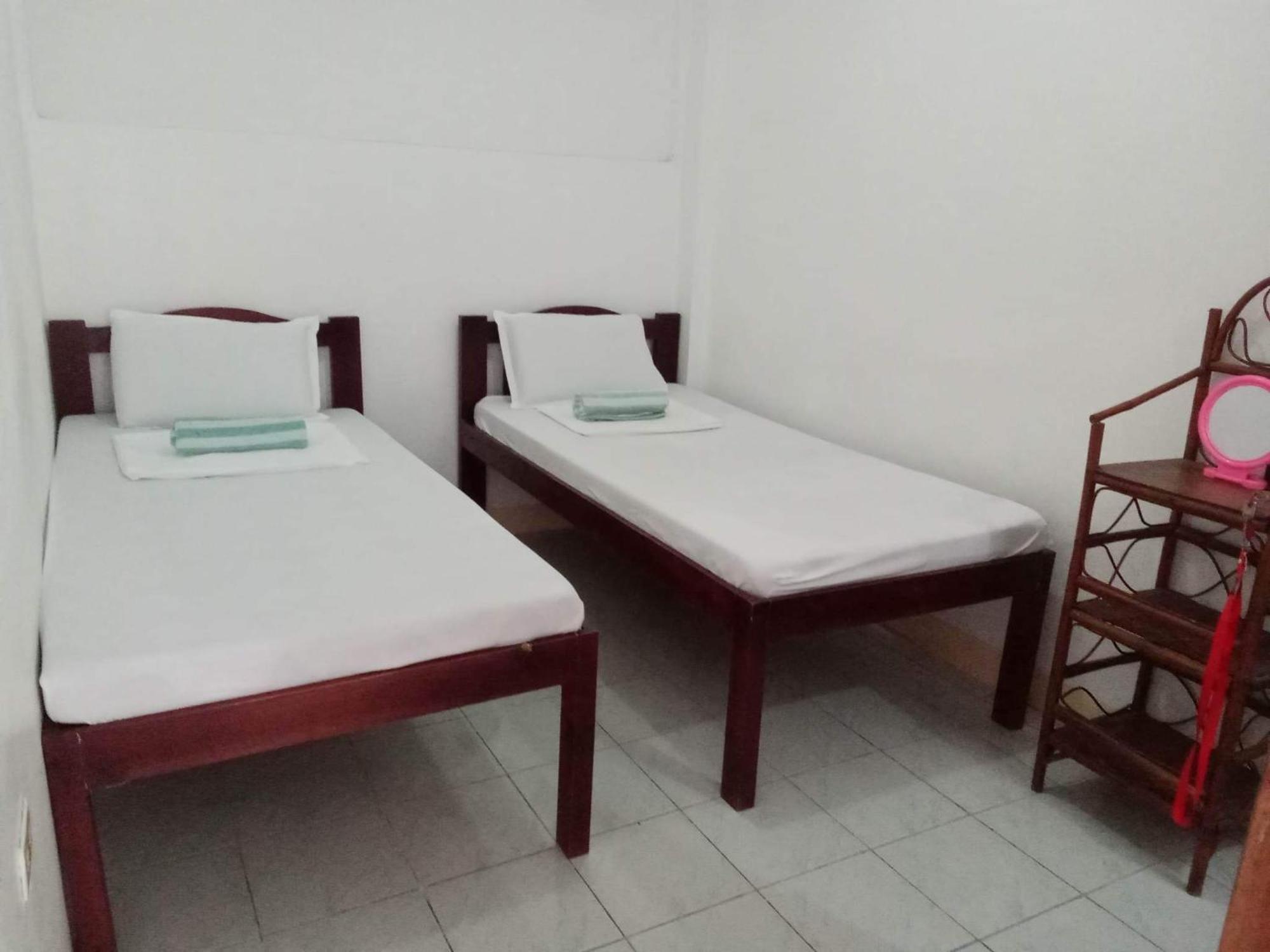 Pescador View - Beachfront & Nearby The Ocean Hostels & Restaurant モアルボアル 部屋 写真