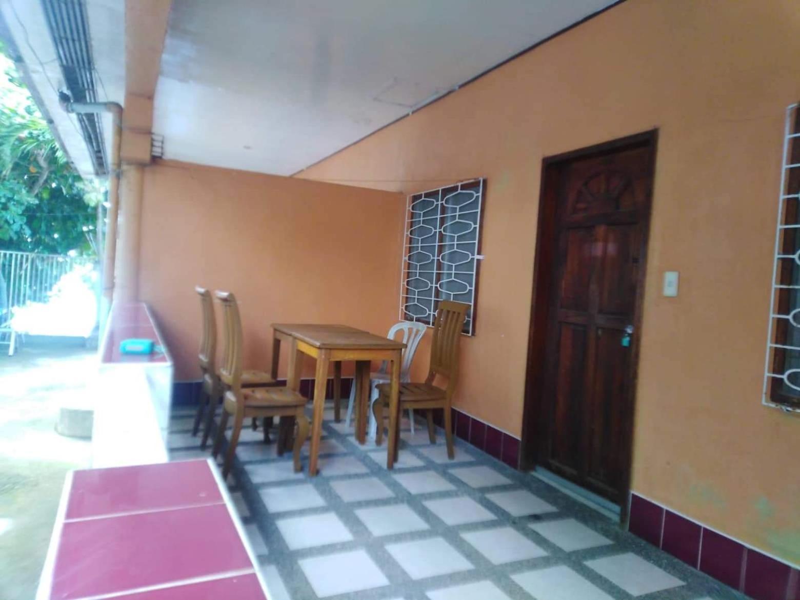 Pescador View - Beachfront & Nearby The Ocean Hostels & Restaurant モアルボアル 部屋 写真